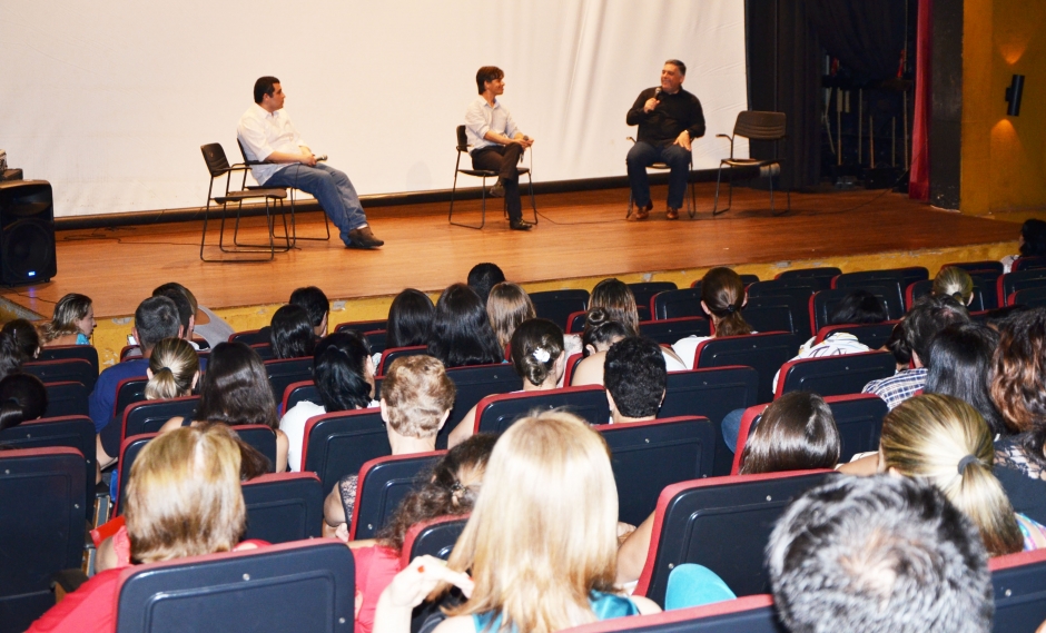 Fórum debate Educomunicação, Psicologia e Produção da Subjetividade, em Andirá