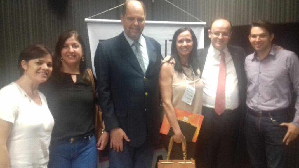 Encontro reúne secretários de educação do Norte do Paraná e debate projetos do governo Federal.