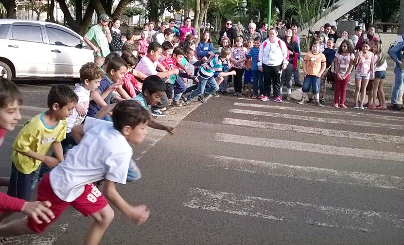 Circuito de Corrida de Rua e rodada do Campeonato Municipal agitaram o esporte de Andirá, neste final de semana
