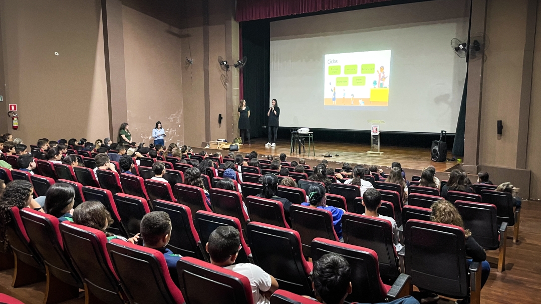CEMAM realiza palestra de transição do 5º para o 6º ano com apoio da Secretaria Municipal de Educação